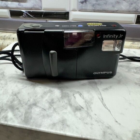 Olympus Infinity Jr 35mm Point & Shoot Camera w/ 35mm f3.5 Lens Tested - Picture 1 of 9